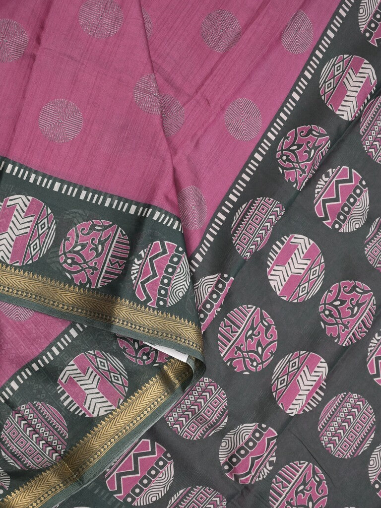 Maheshwari fancy saree purple color allover motifs & zari border with printed pallu and contrast blouse