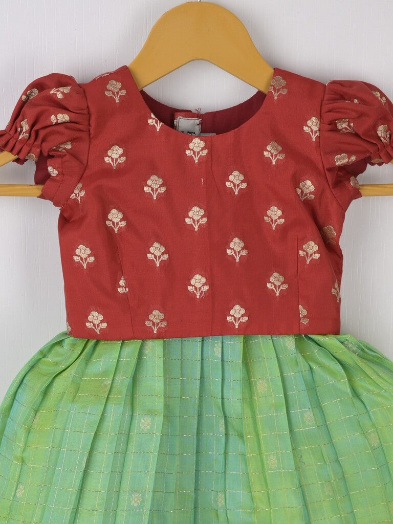 Traditional kanchi pattu silk lehenga set for kids 0-1 year