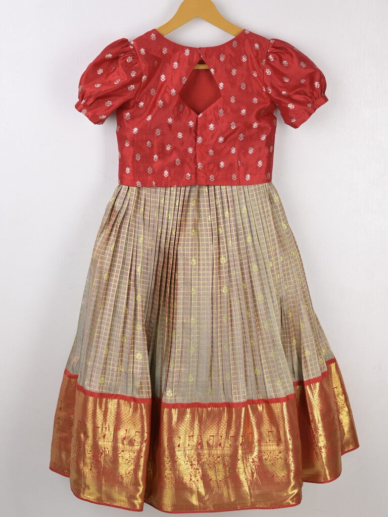 Traditional kanchi pattu silk lehenga set for kids 8-9 years