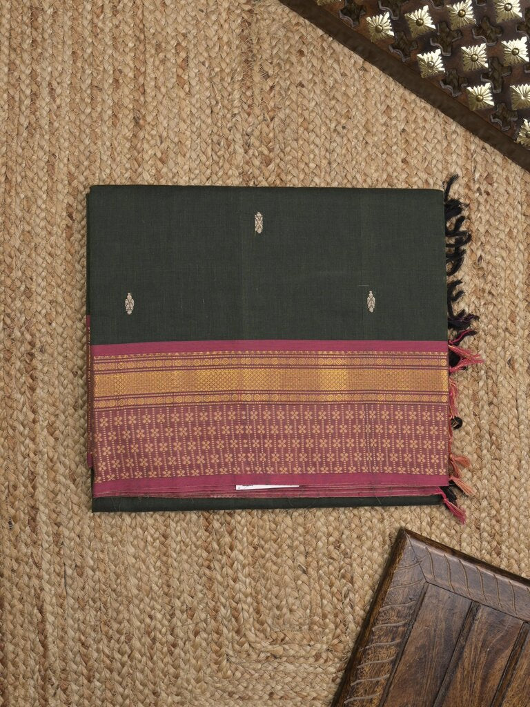 Kanchi cotton saree allover motifs with contrast border and attached self blouse