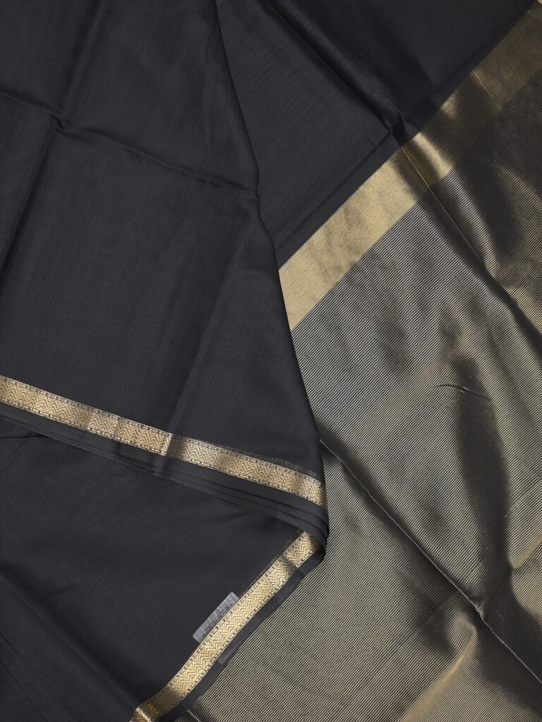 Maheshwari fancy saree black color allover plain and small kaddi border with self pallu and attached blouse