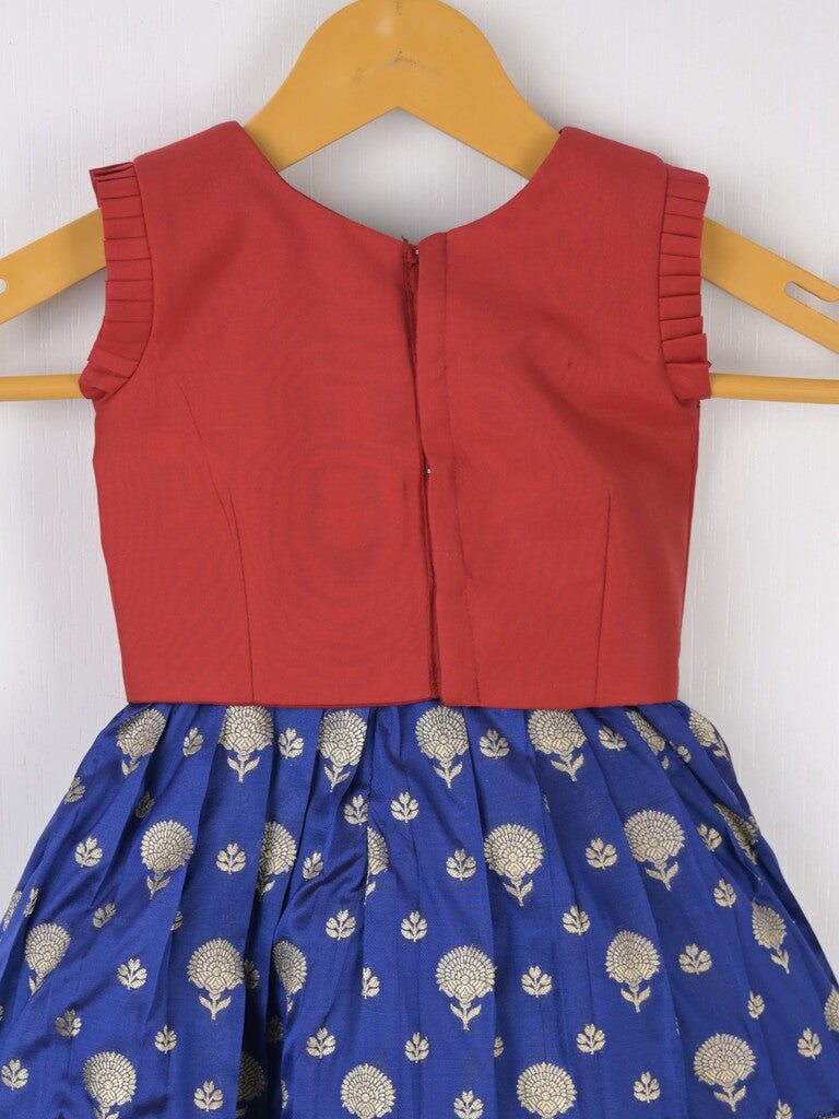 Traditional kanchi pattu silk lehenga set for kids 0-1 year
