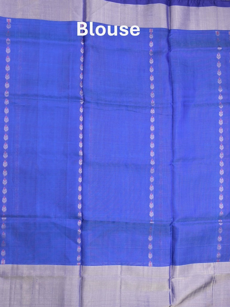 Uppada pattu saree peacock green color allover zari motifs & long kaddi border with rich pallu and contrast plain blouse