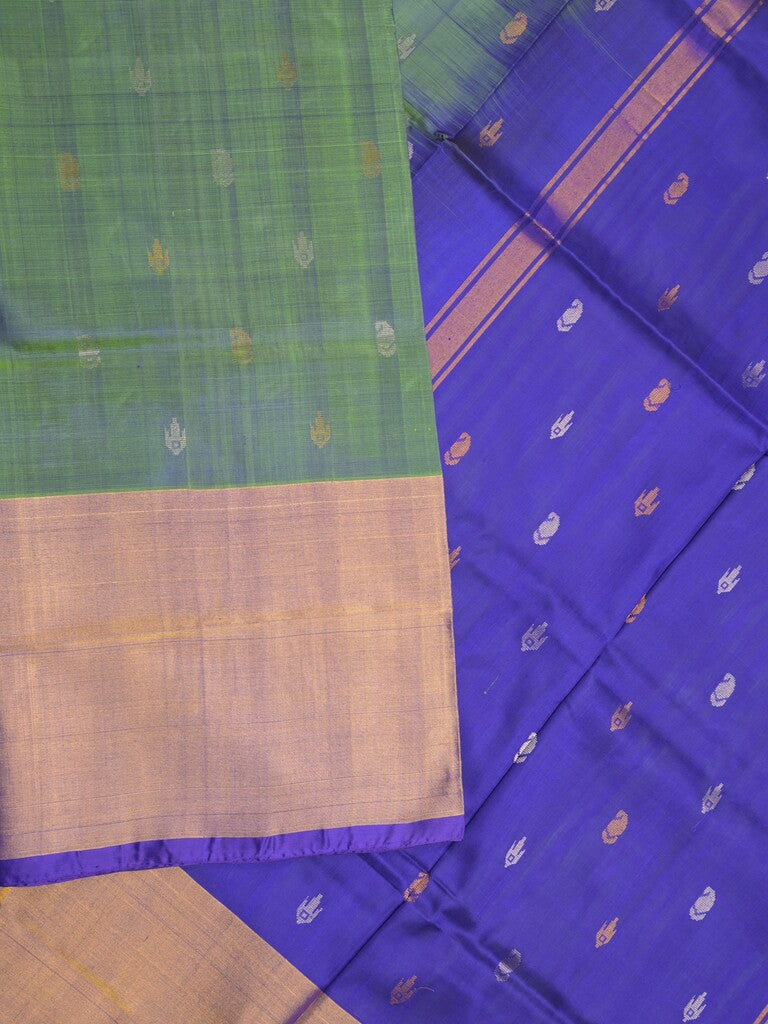 Uppada pattu saree peacock green color allover zari motifs & long kaddi border with rich pallu and contrast plain blouse