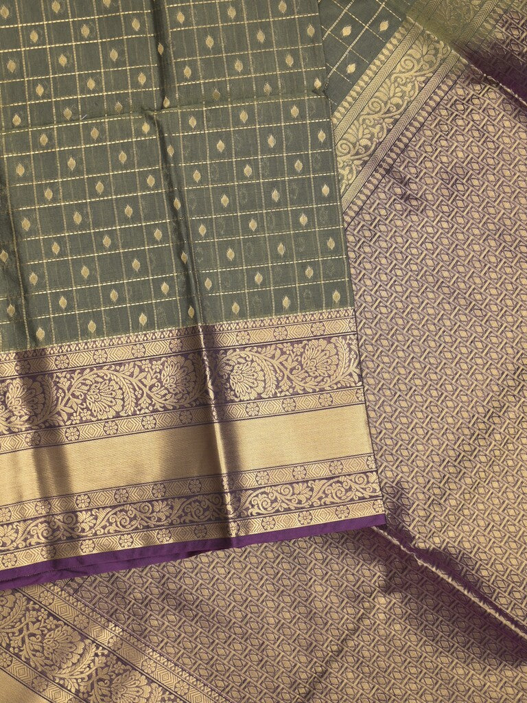 Seiko Raga zari-woven saree in dark green color with zari border and rich pallu & contrast blouse