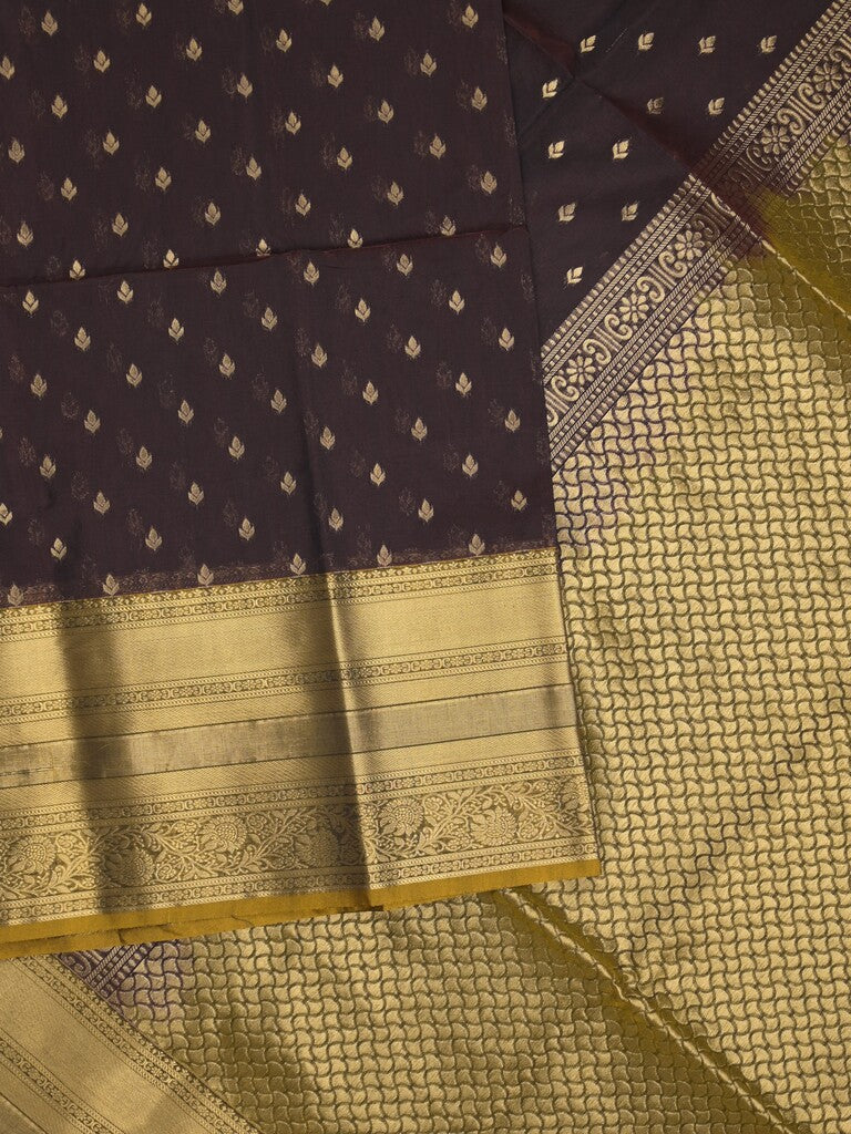 Seiko Raga zari-woven saree in black color with zari border and rich pallu & contrast blouse