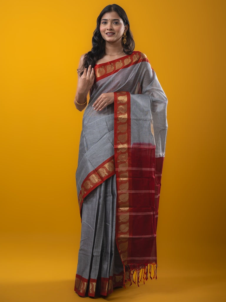 Dhaka cotton saree grey color allover plain & small border with contrast pallu and attached plain blouse