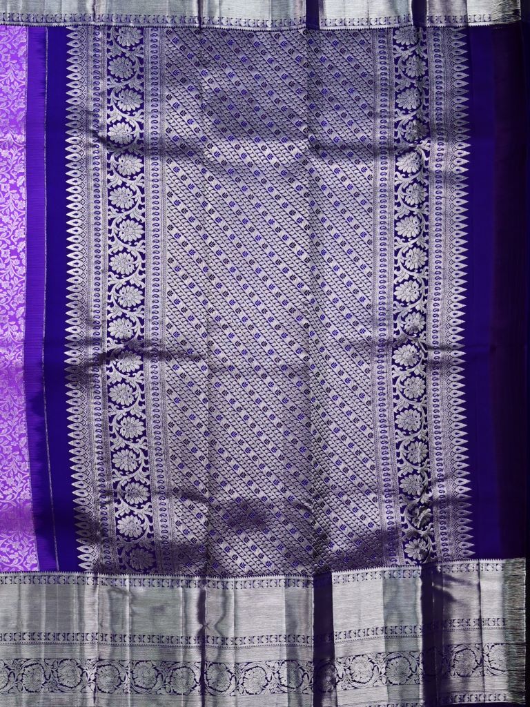 Kanchi pattu saree lavender color allover zari weaves & big zari border with rich pallu and contrast plain bouse