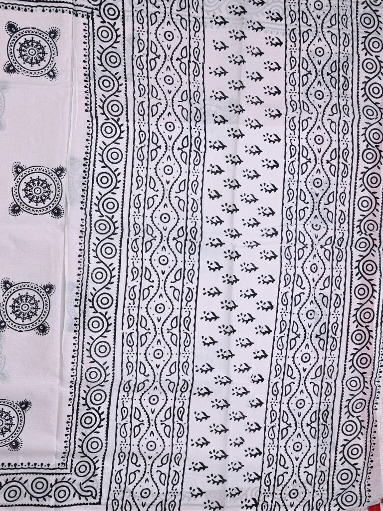 Mul cotton saree white color allover prints & printed border with printed pallu and plain contrast blouse