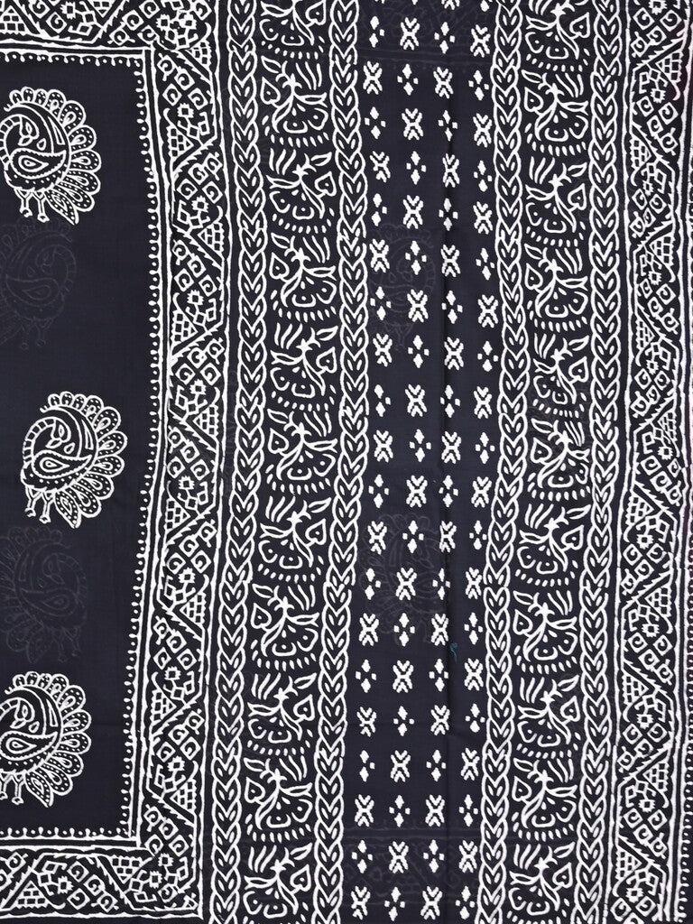Mul cotton saree black color allover prints & printed border with printed pallu and plain contrast blouse