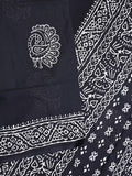 Mul cotton saree black color allover prints & printed border with printed pallu and plain contrast blouse