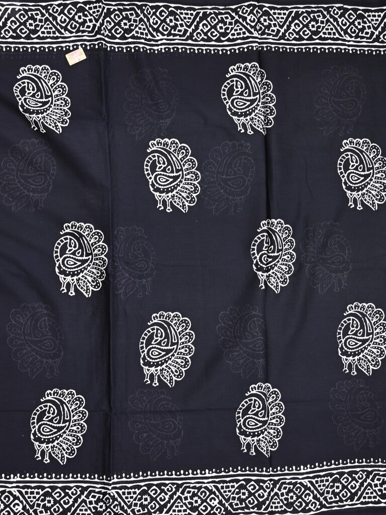 Mul cotton saree black color allover prints & printed border with printed pallu and plain contrast blouse