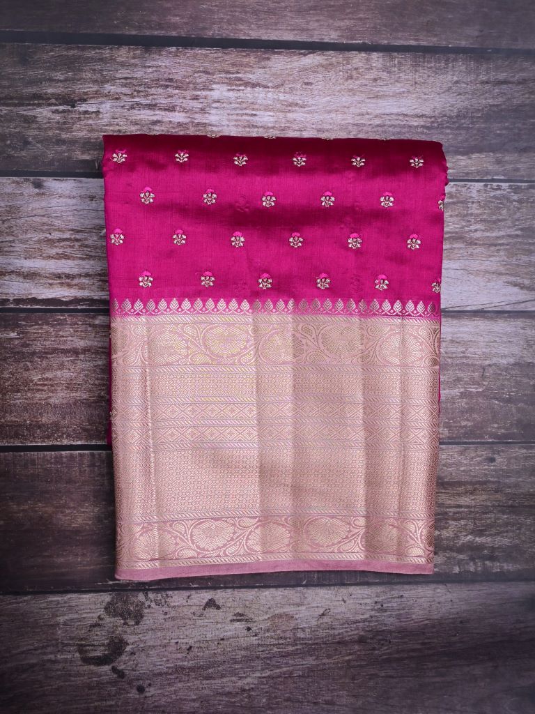 Munga pattu saree magenta color allover zari motifs & zari border with brocade pallu and plain contrast blouse