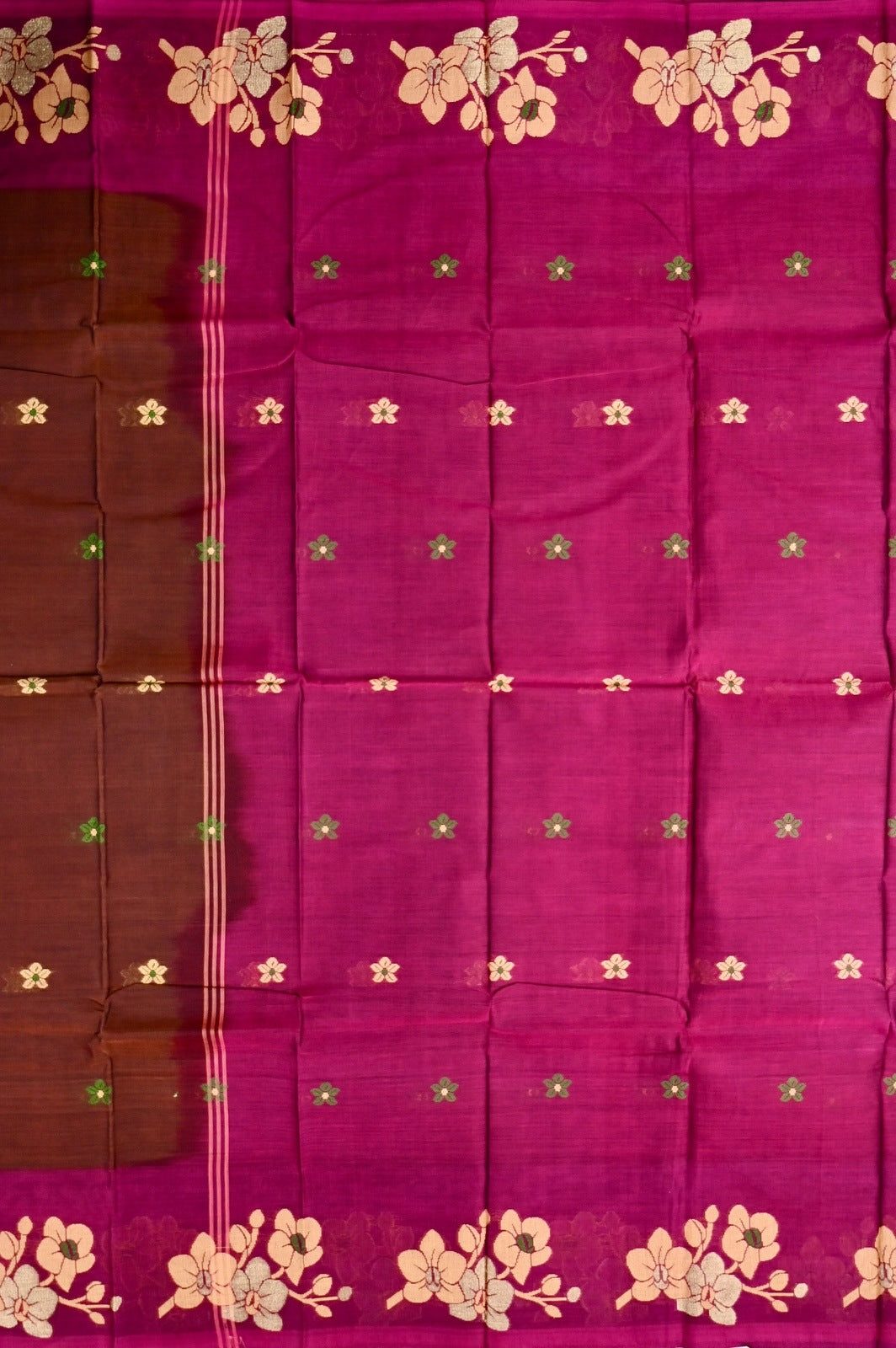 Dhaka cotton brown and pink color with allover thread motives, thread border, contrast pallu and running blouse.