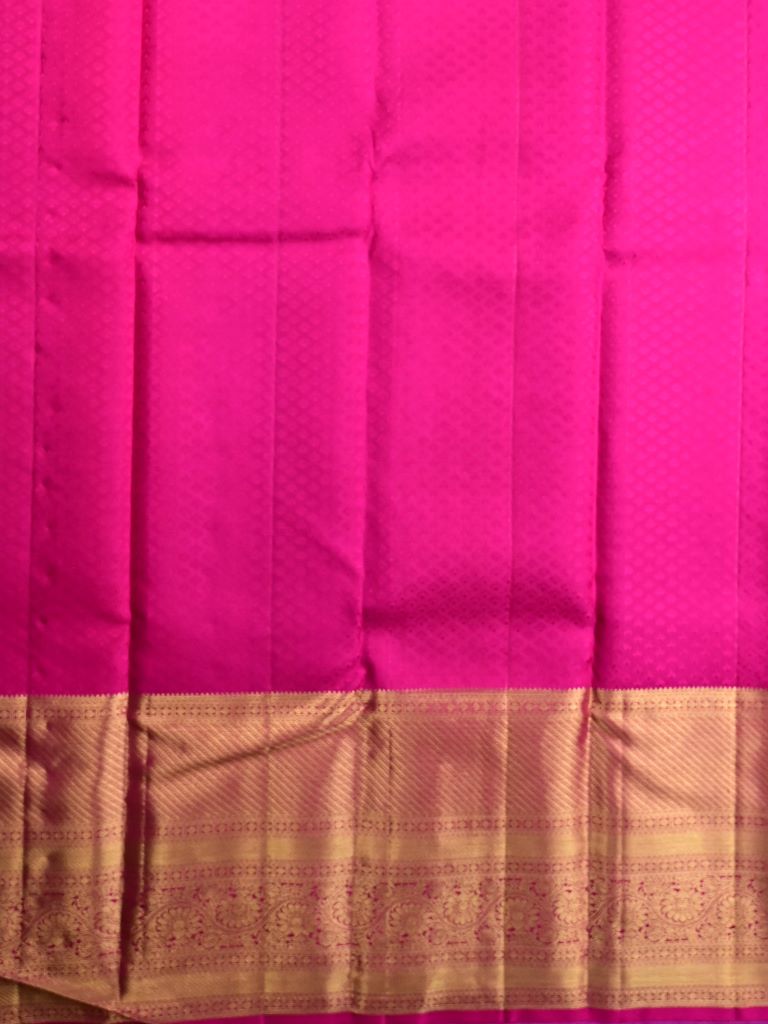 Kanchi pattu bridal saree lavender color allover zari weaves & kanchi border with rich pallu and contrast plain blouse