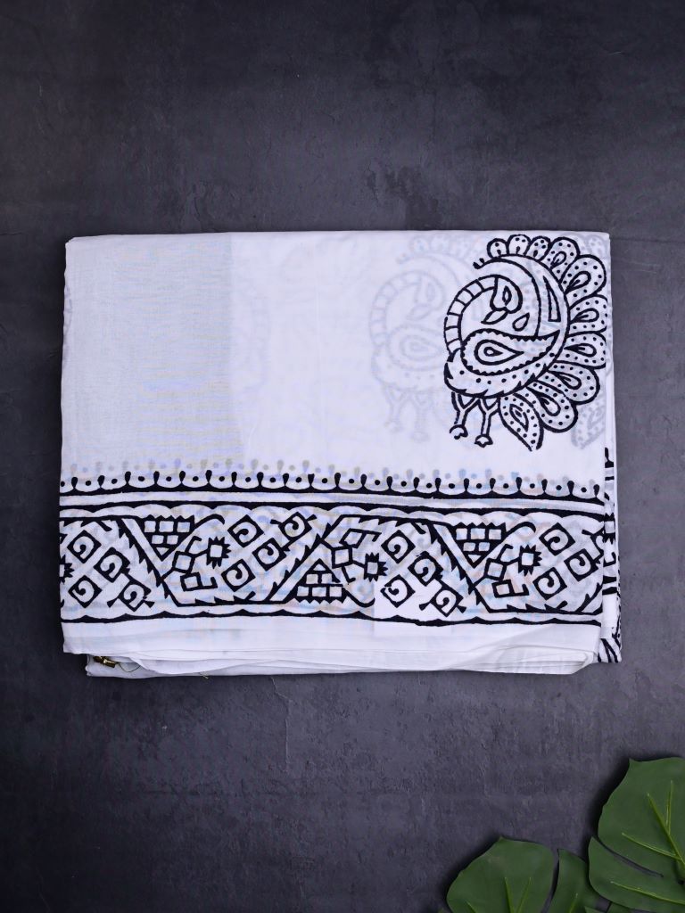 Mul mul cotton saree white color allover prints & printed border with printed pallu and contrast plain blouse