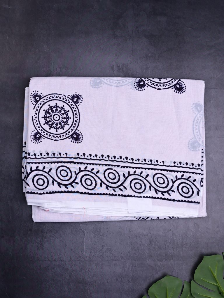 Mul mul cotton saree white color allover prints & printed border with printed pallu and contrast plain blouse