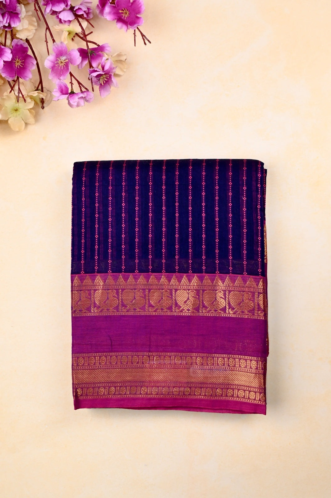 Kanchi cotton saree blue and pink color with allover thread lines, big pallu, zari gap border, and plain blouse