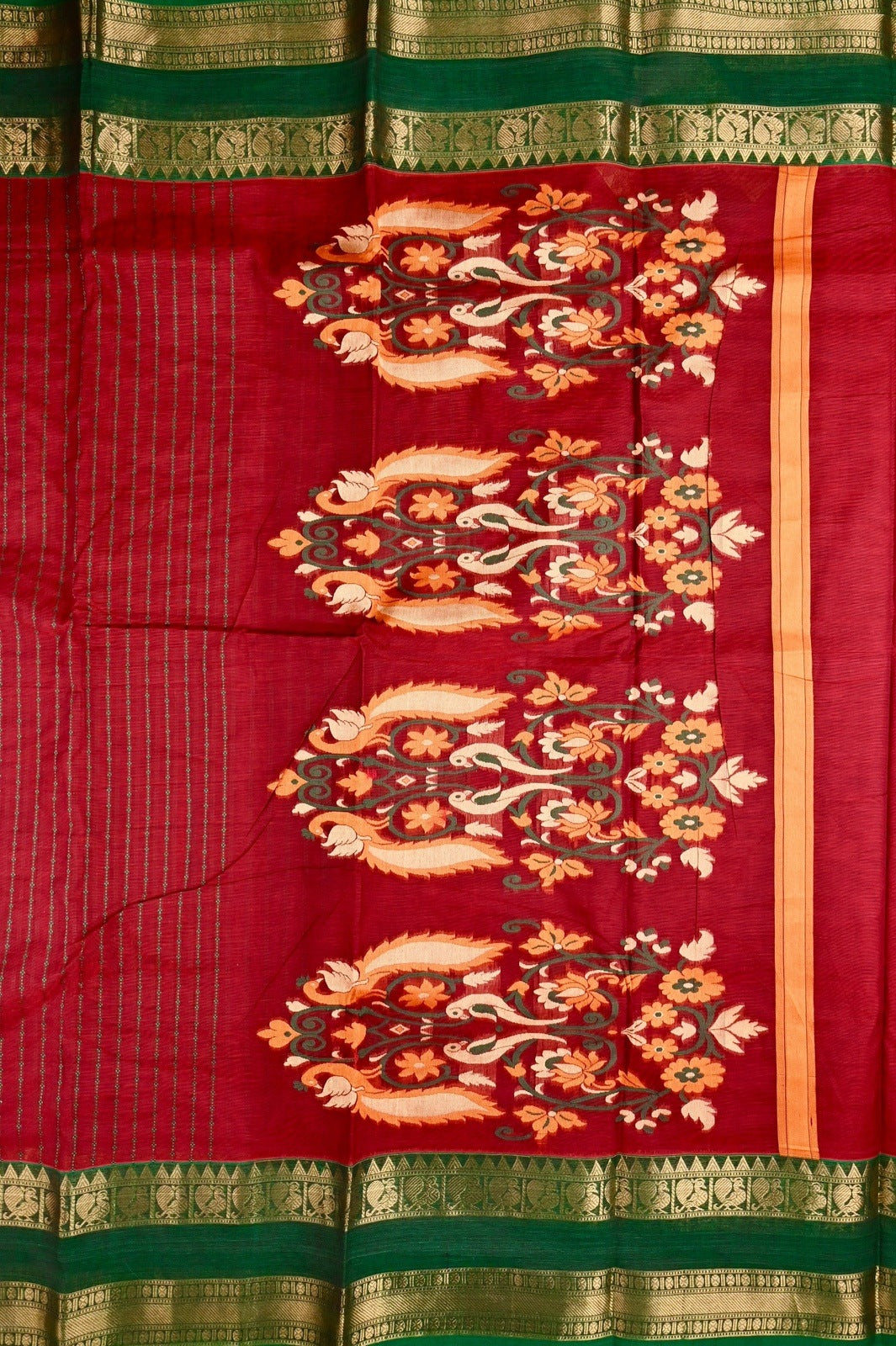 Kanchi cotton saree maroon and green color with allover thread lines, big pallu, zari gap border, and plain blouse