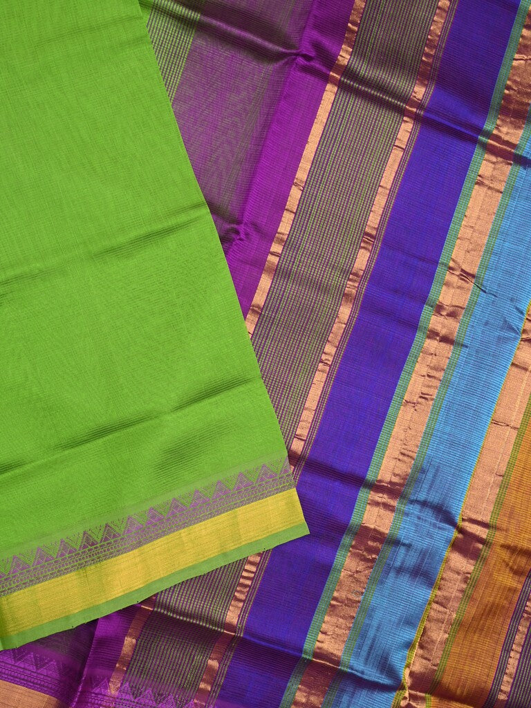 Uppada seiko pattu saree green color allover plain & temple border with zari contrast pallu and attached plain blouse