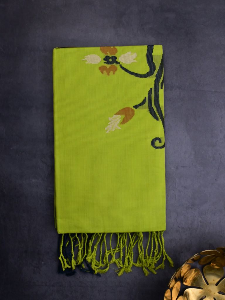 Bengal cotton saree parrot green color allover weaves & small kaddi border with weaving pallu and plain self blouse