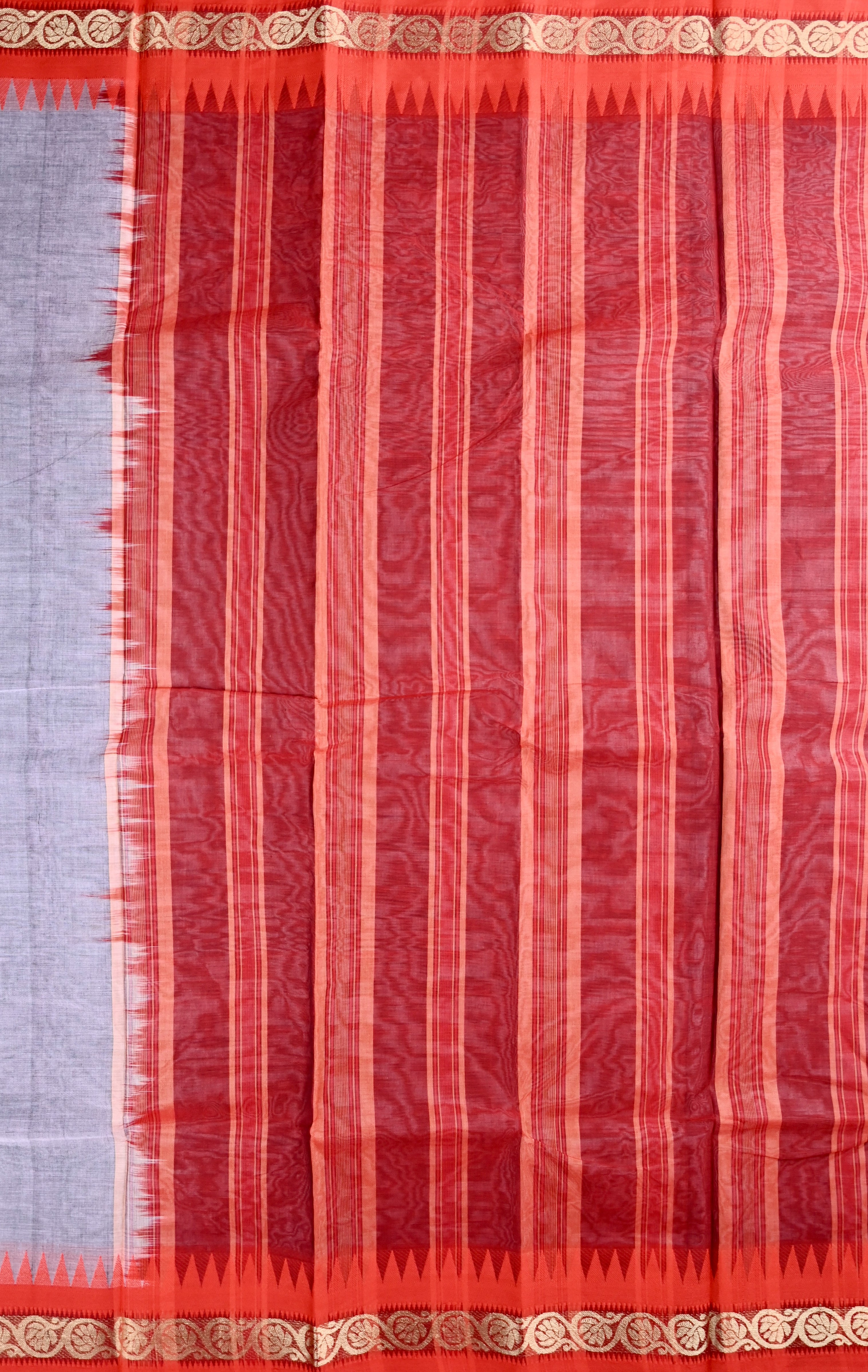 Dhaka cotton saree ash and red color with small zari border, big contrast pallu and plain blouse.