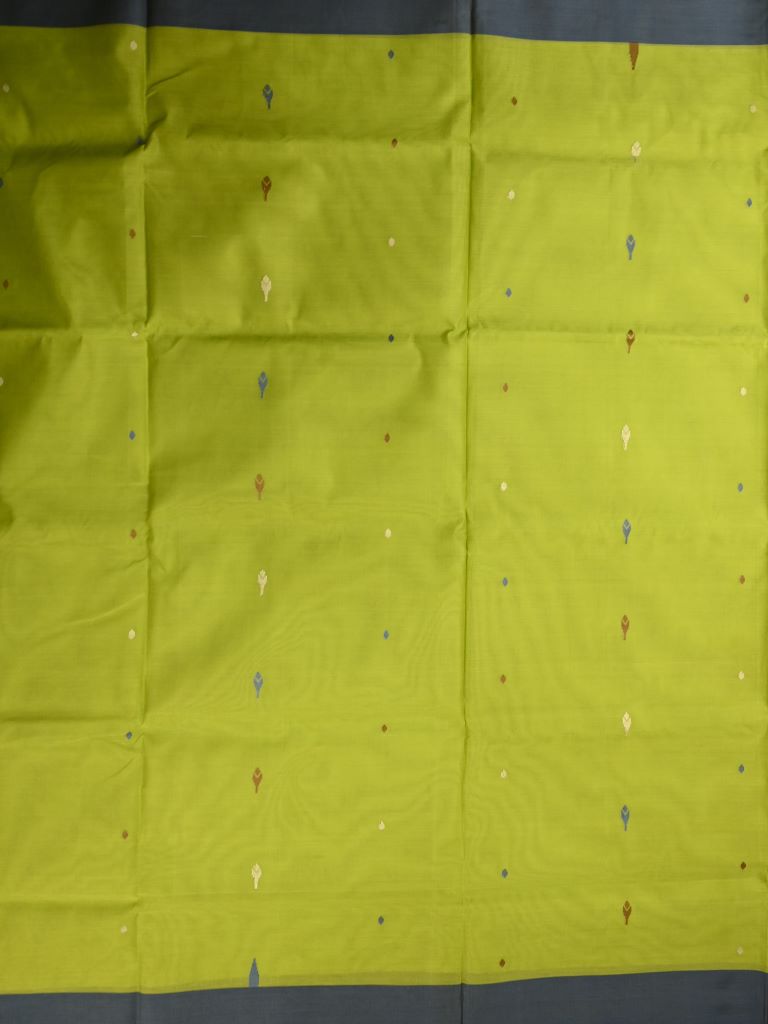 Bengali cotton saree parrot green color allover thread motive weaves with big pallu and blouse