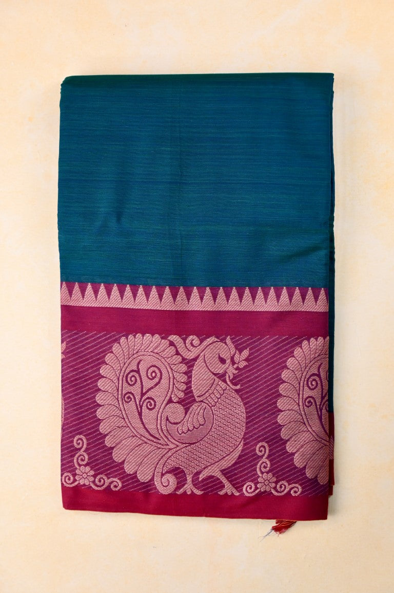Narayanpet cotton saree peacock green and red color with big thread border, short pallu and plain blouse.