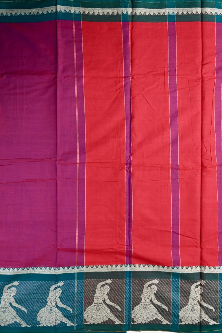 Narayanpet cotton saree maroon and green color with big thread border, short pallu and plain blouse.