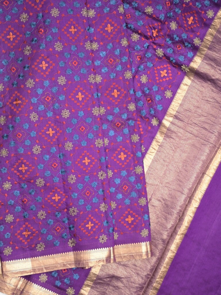Munga pattu saree purple color allover weaves & small zari border with short pallu and attached plain blouse