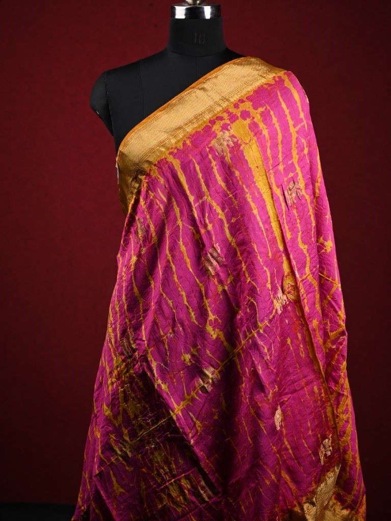 Munga silk dupatta pink color with allover shibori prints and zari border