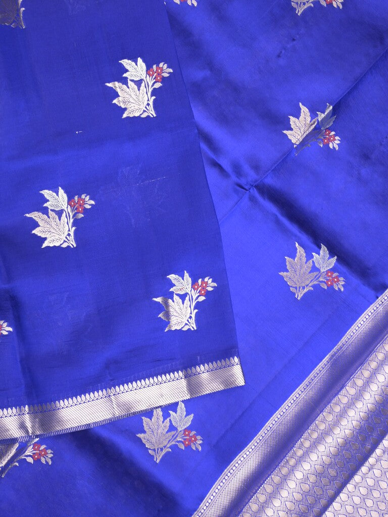Raw mango pattu saree red color allover zari weaves & small zari border with short pallu and contrast blouse
