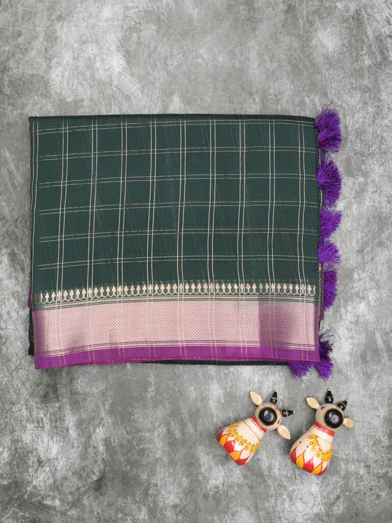 Maheshwari fancy saree black color allover checks & zari border with contrast pallu and attached blouse
