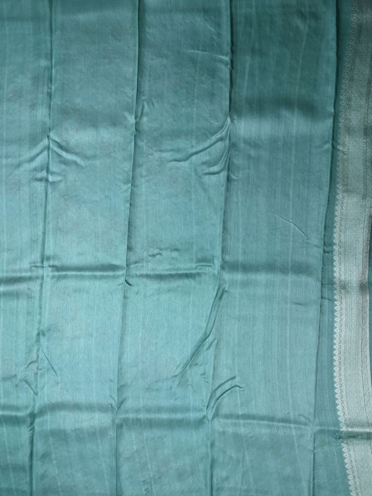 Matka kadhi fancy saree pista green color allover zari weaves & zari border with rich pallu and plain blouse