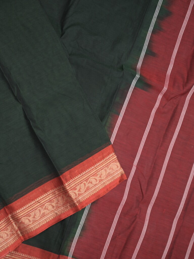 Dhaka cotton saree black color allover plain & zari border with contrast plain pallu and plain blouse