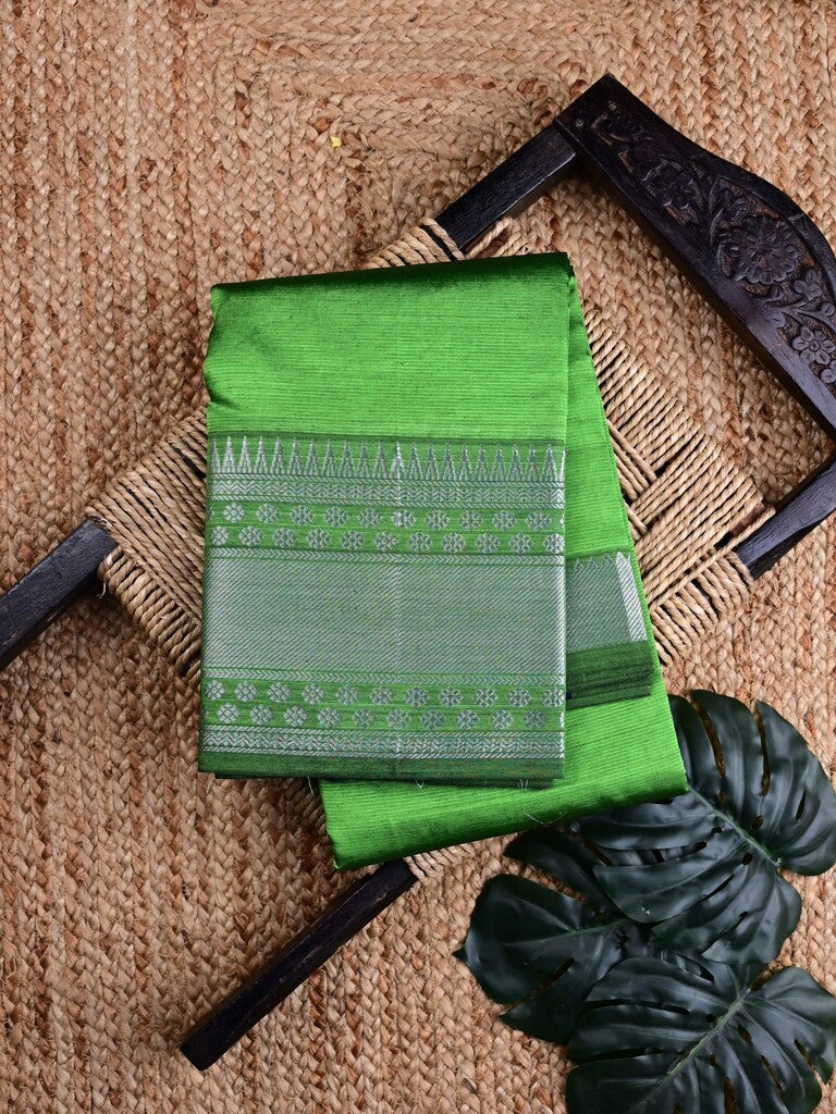 Mangalagiri fancy saree leaf green color allover plain & zari kanchi border with stripes pallu and self blouse