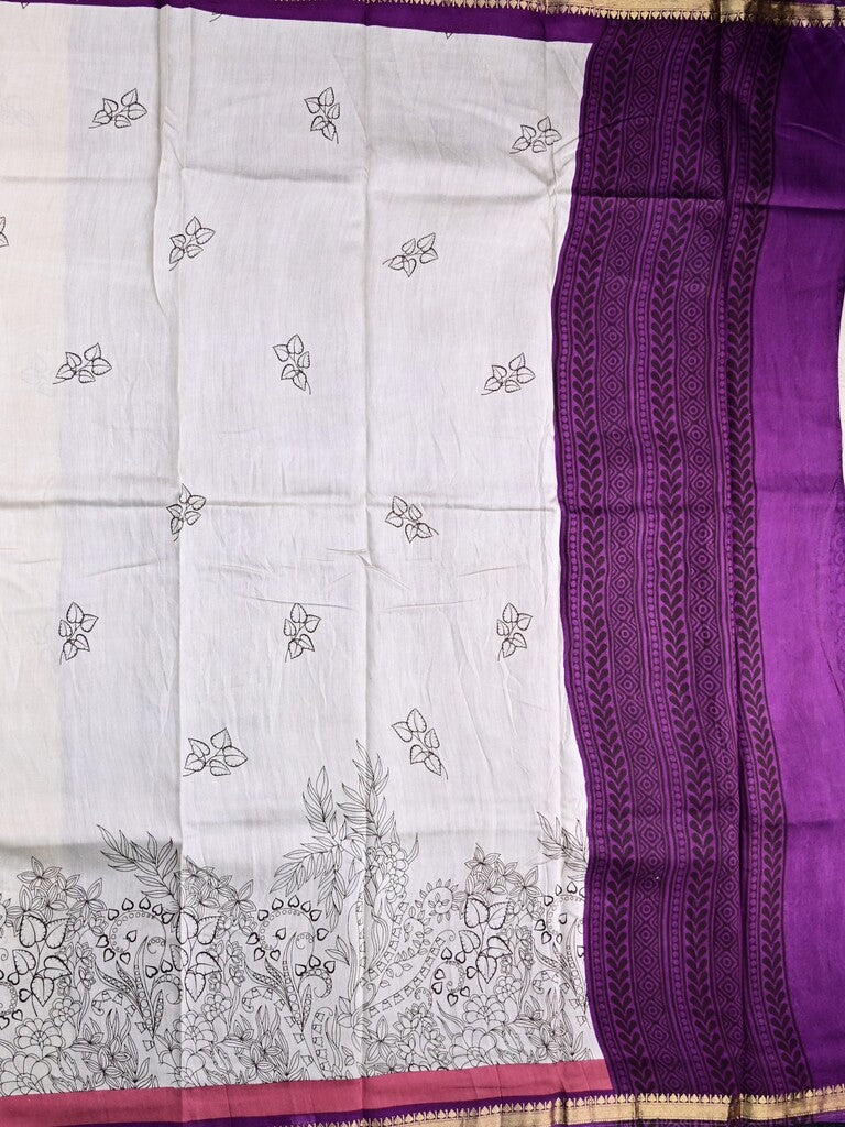 Maheswari fancy saree white color allover prints & zari border with short pallu and plain contrast blouse