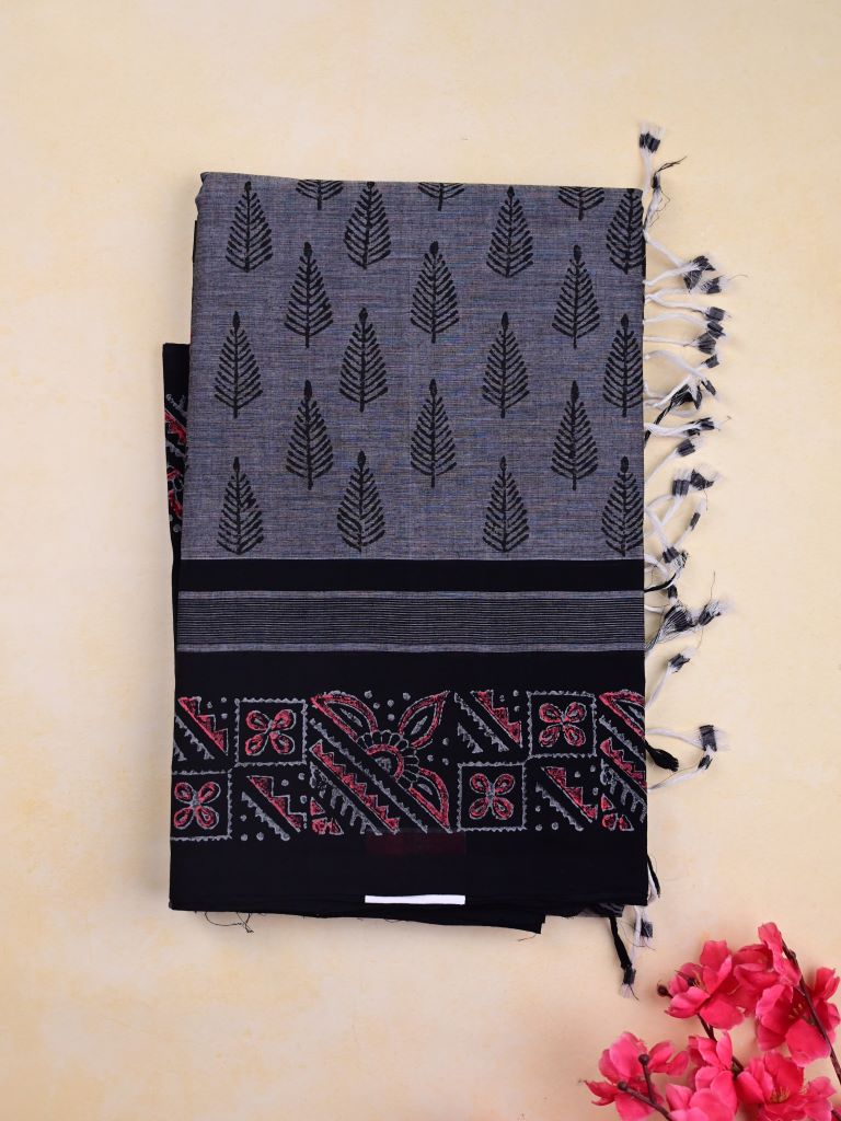 Mangalagiri cotton sarees grey color allover prints with printed border with short pallu and printed blouse