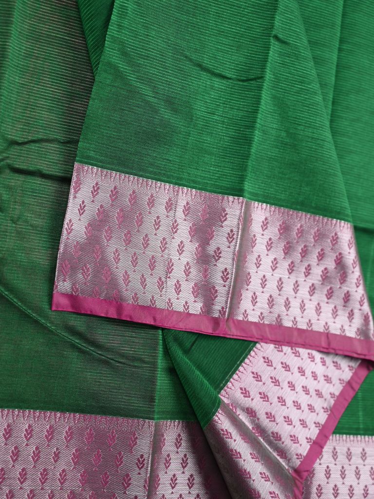 Mangalagiri pattu saree bottle green color allover plain & big kaddi border with rich contrast pallu and plain blouse