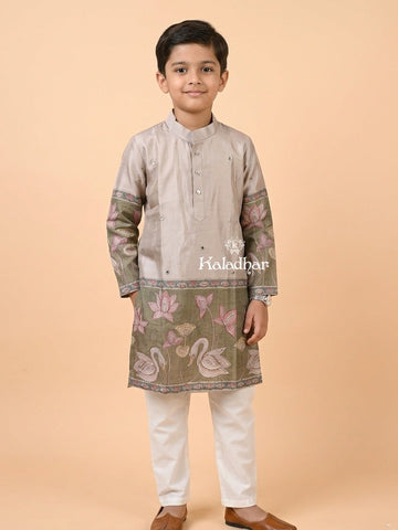 Tissue Kalamkari Boys Kurta set – Comfortable Fit 8-9 years