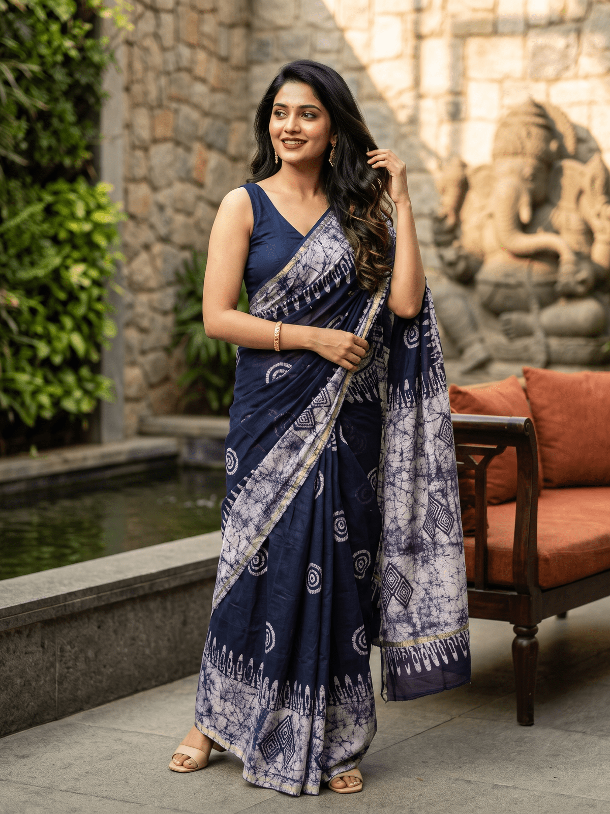 Maheshwari fancy saree for women | black | printed border | attached blouse