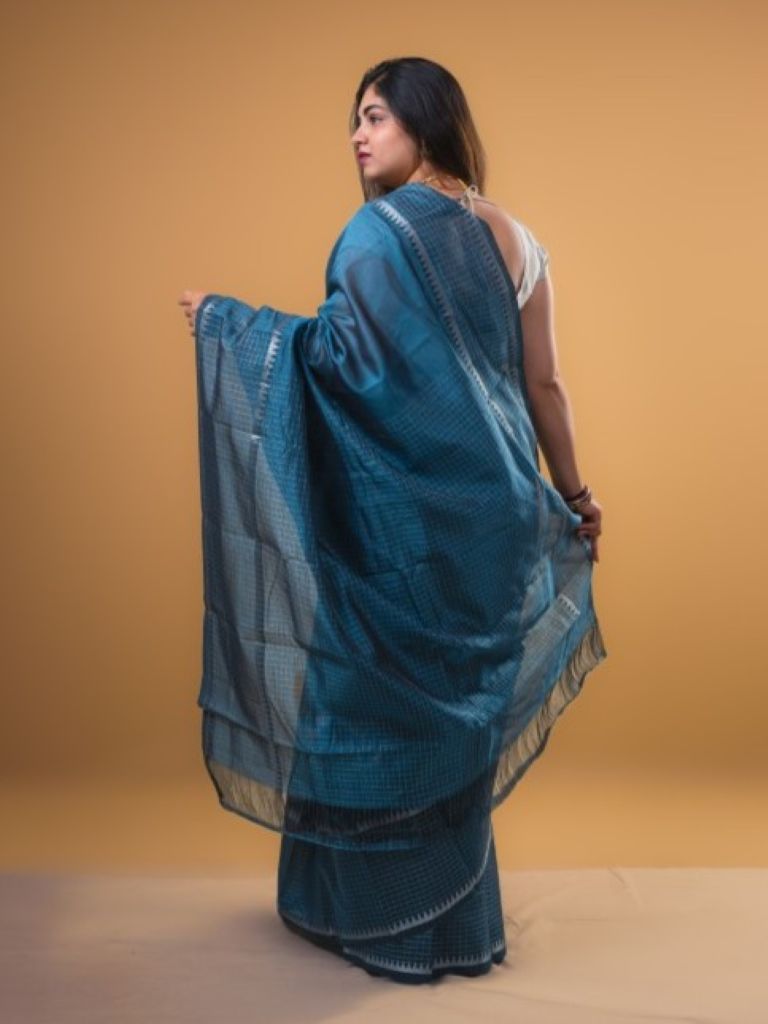 Mangalagiri fancy saree grey color allover plain & zari kaddi border with checks pallu and self blouse