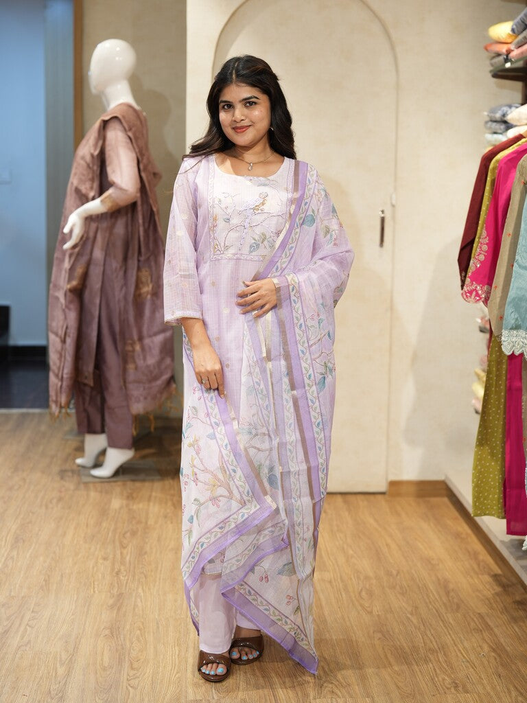 Exclusive designer kurthi set for women
