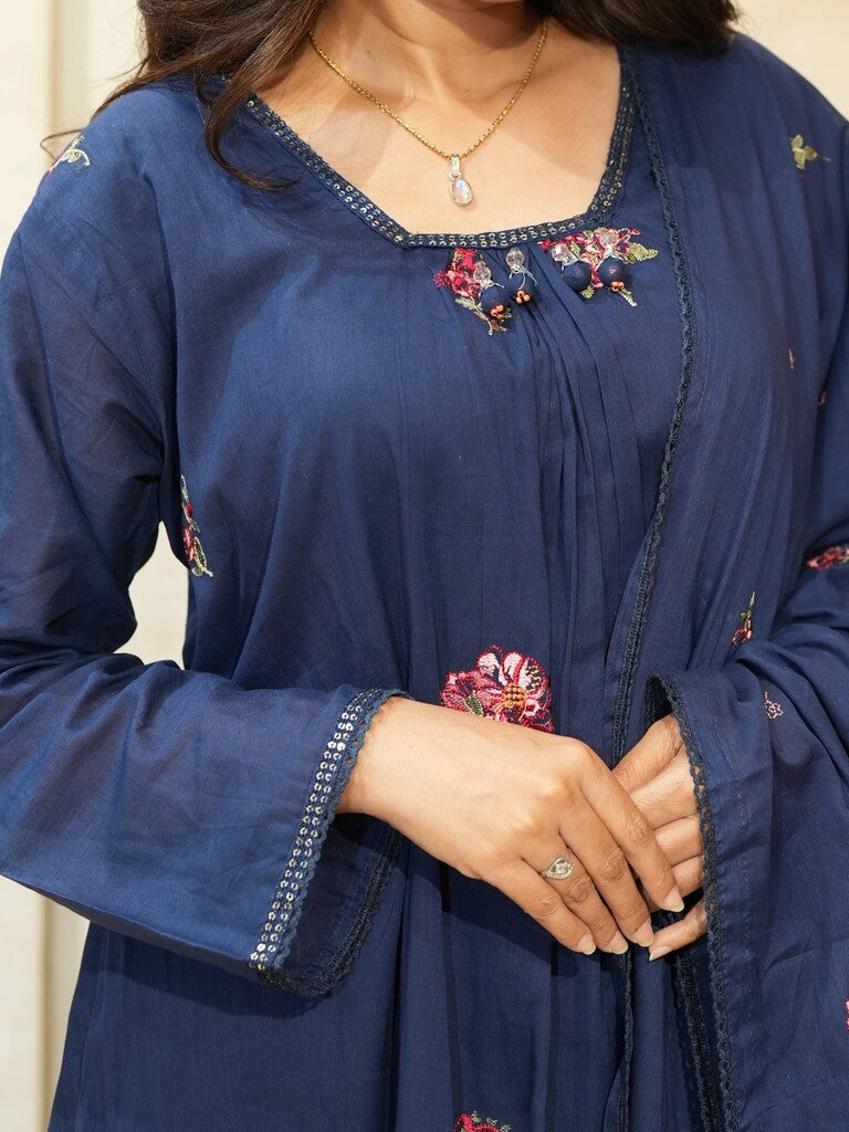 Exclusive designer kurthi set for women