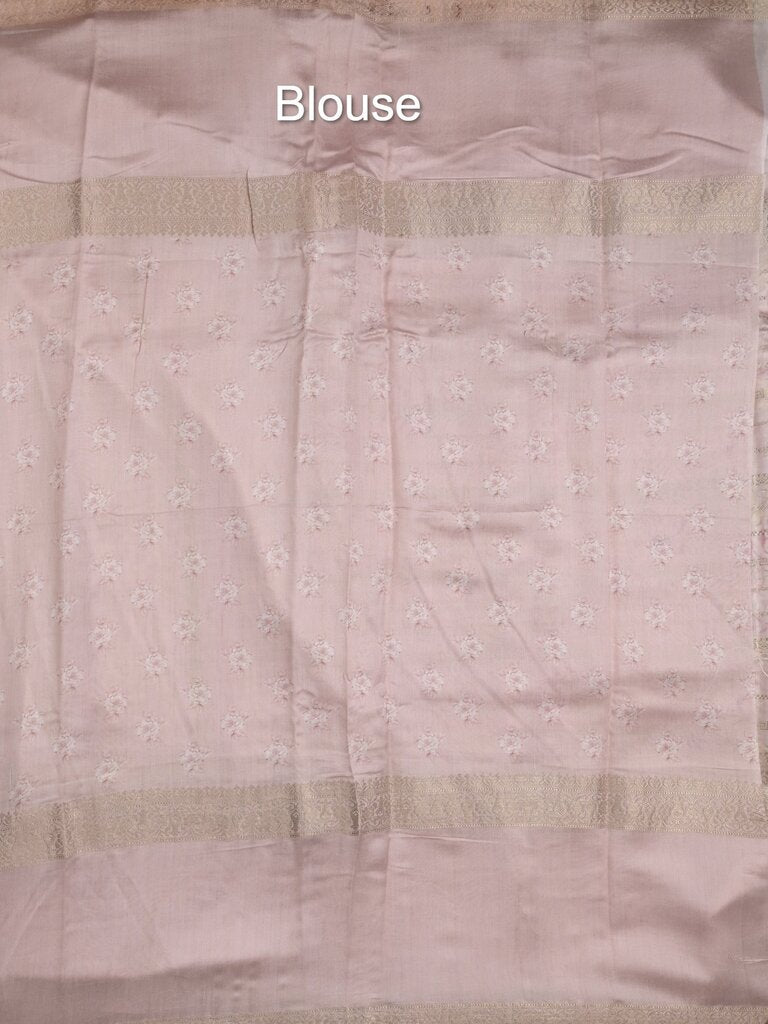 Munga fancy floral printed saree with big border and attached blouse