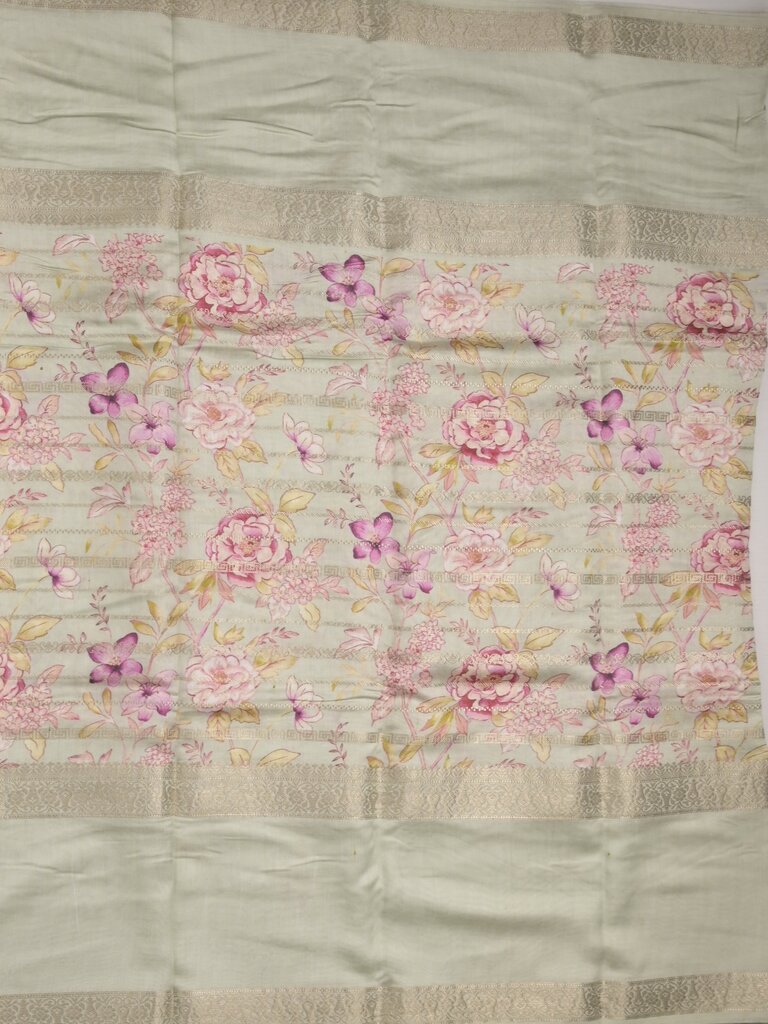 Munga fancy floral printed saree with big border and attached blouse