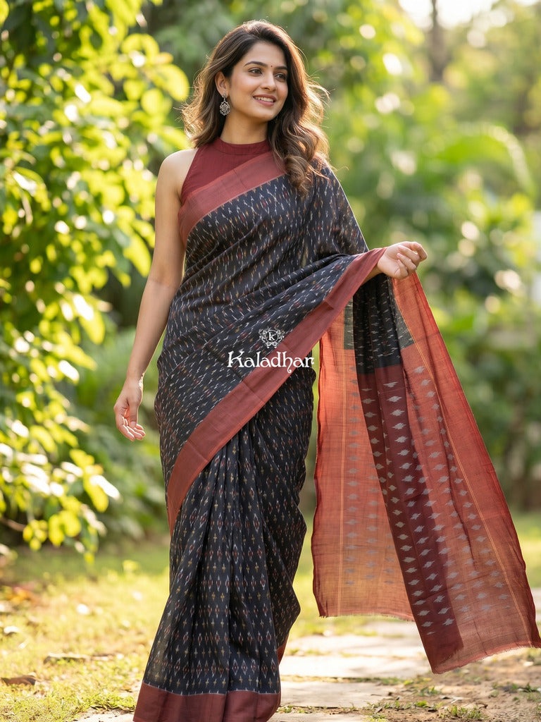 Ikkath cotton sarees with contrast border and contrast pallu