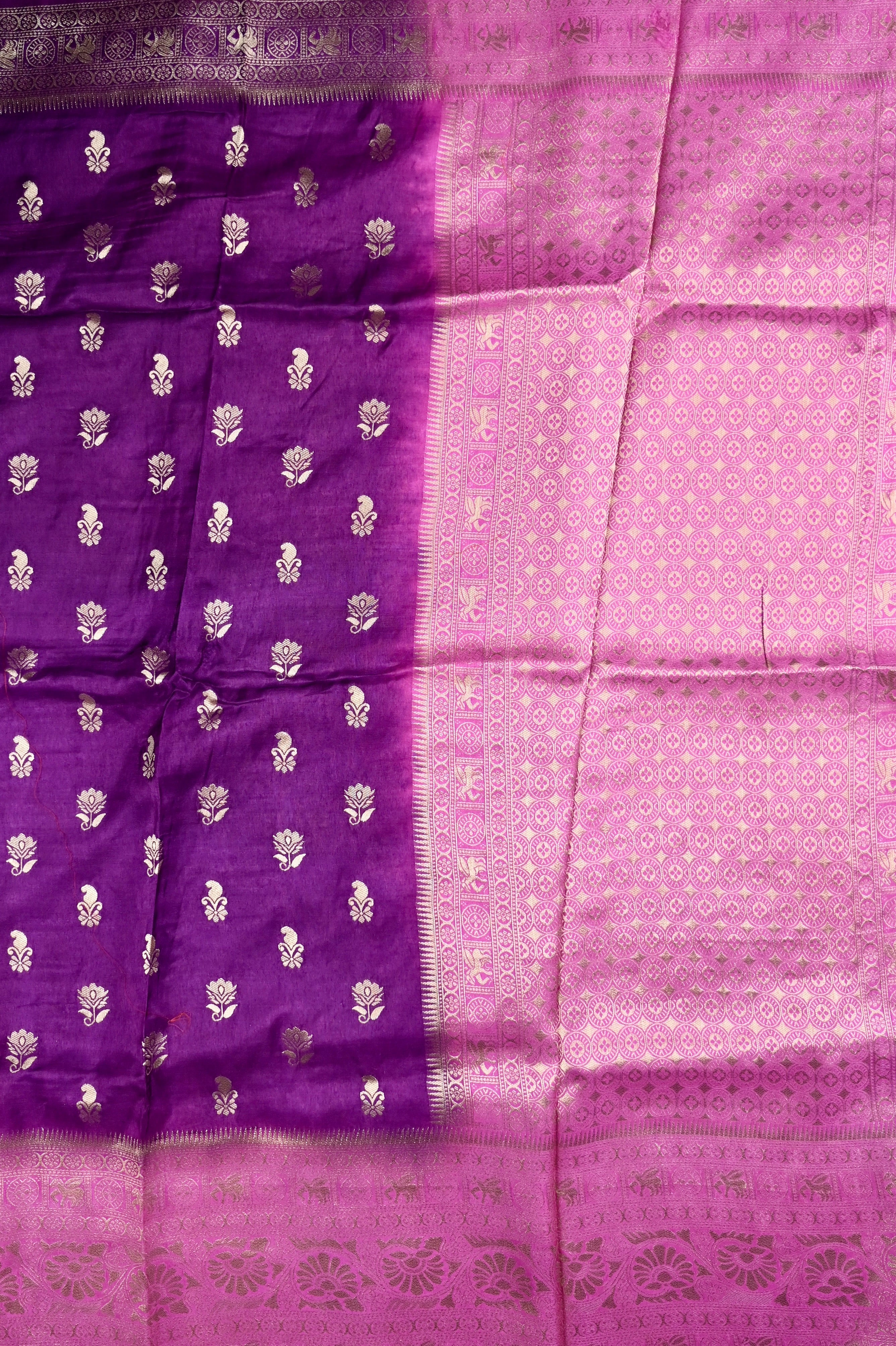 Dola silk saree purple color with allover zari motive weaves, big zari wooven border, pallu and plain blouse