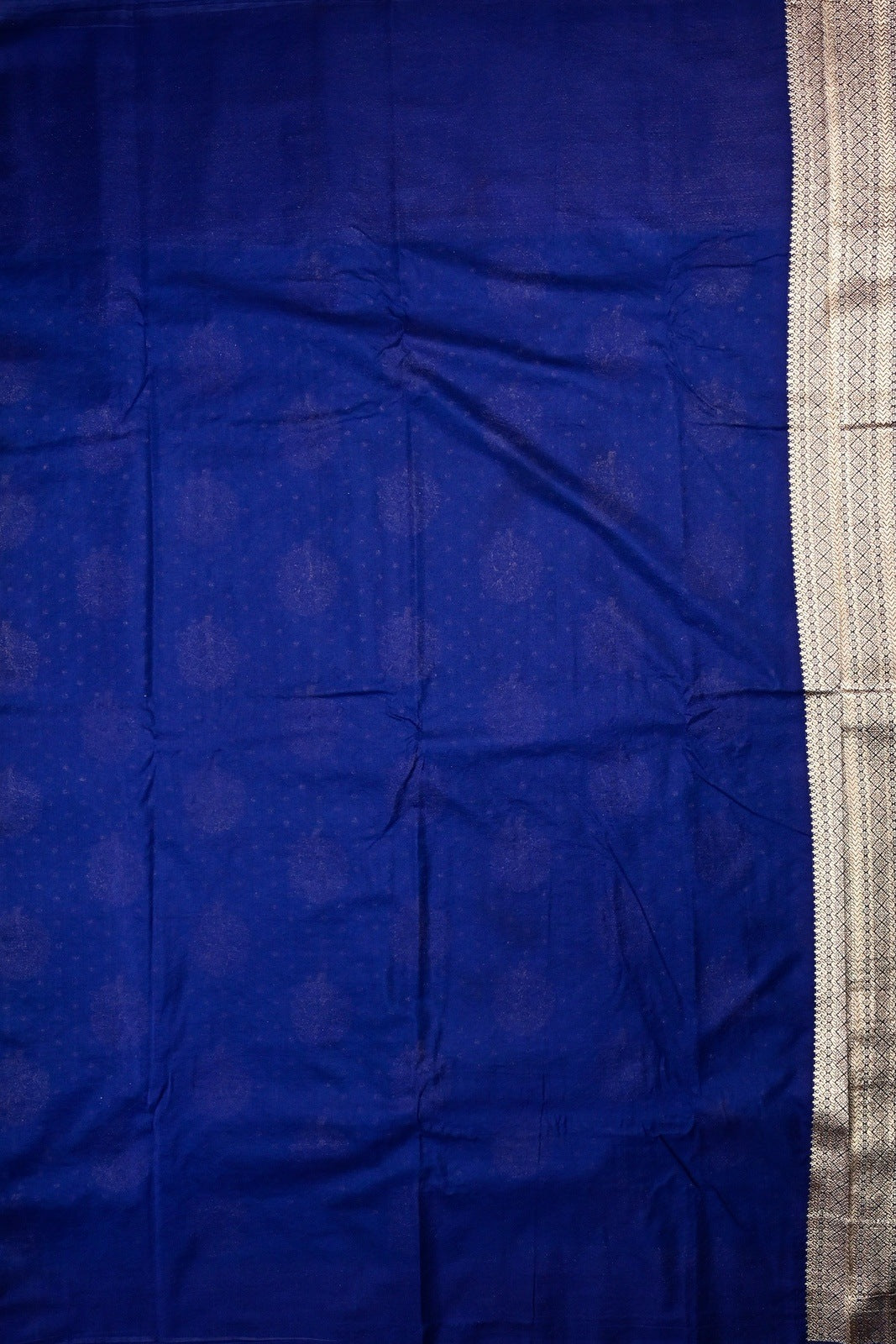 Banaras fancy saree rama green and blue color with allover zari motive weaves, big zari border, pallu and plain blouse.