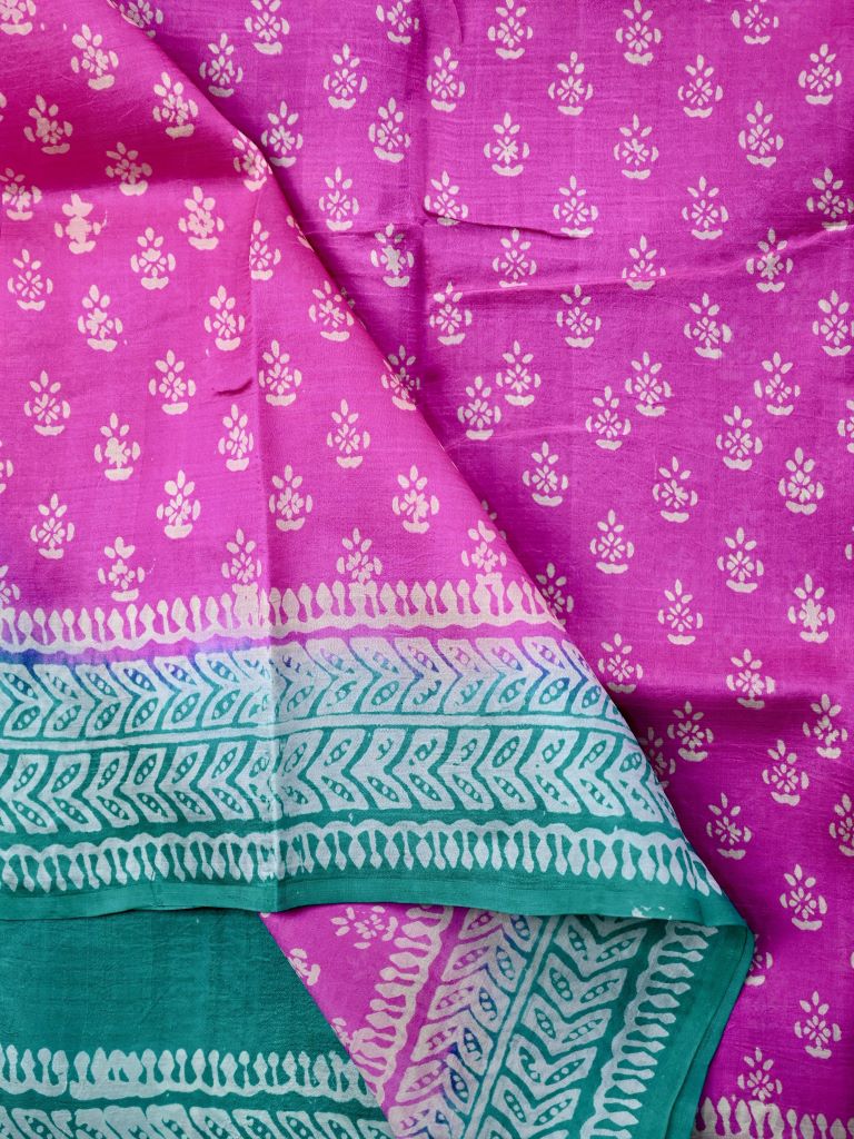 Pure silk fancy saree pink color allover prints & small printed border with contrast printed pallu and plain blouse